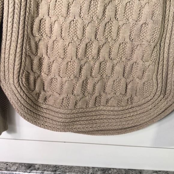 Max Studio tan sweater size S - Picture 3 of 5